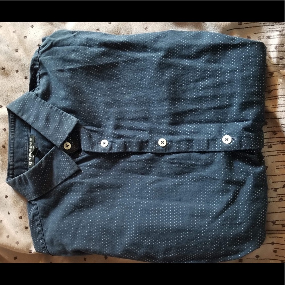 Express Button Down